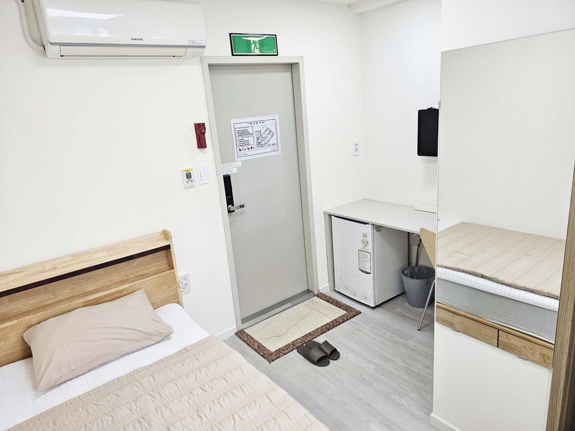 הוסטל סיאול Boa Travel House חדר תמונה